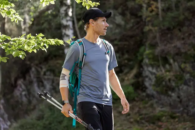 Bauerfeind Outdoor Comp Elbow Support Small 