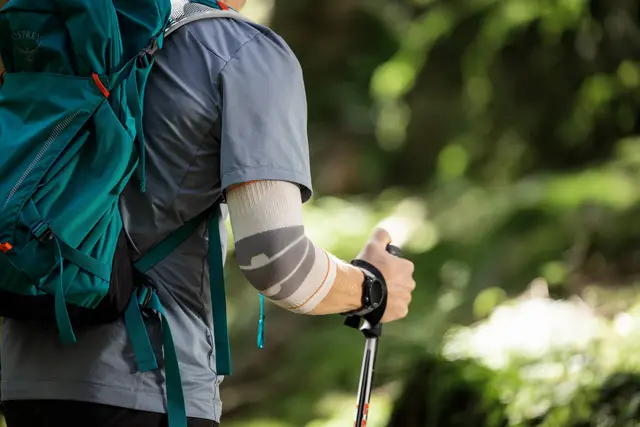 Bauerfeind Outdoor Comp Elbow Support Small 