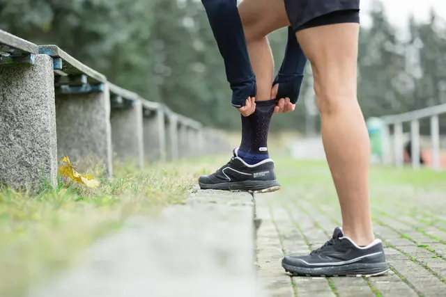 Bauerfeind AchilloTrain Str. 1 Sort 