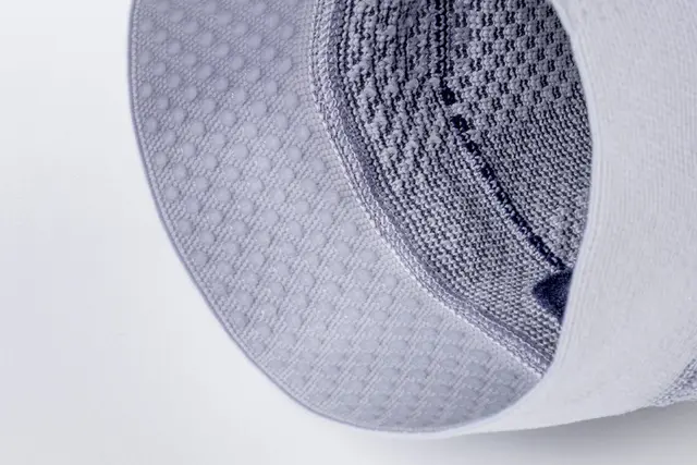 Bauerfeind GenuTrain m/ Silikonbånd Titan Str. 3 