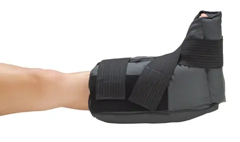 DeRoyal M70 Pruvento Univ. (skostr 35-48)
