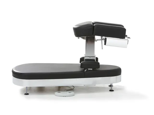 Millennium Knee Chest Table 