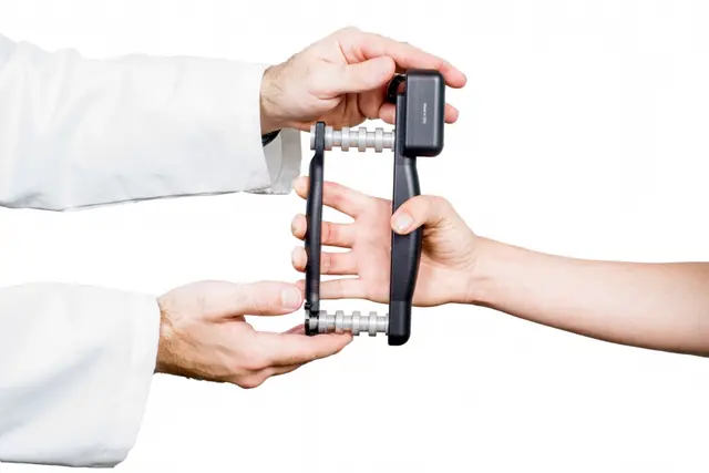 Commander Echo - Grip Dynamometer with console 