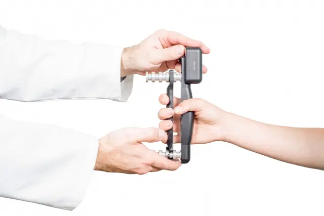 Commander Echo - Grip Dynamometer with console 